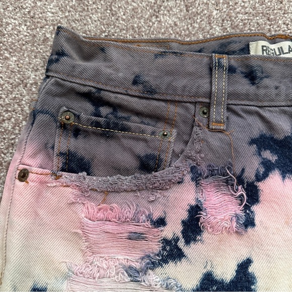 Levi’s 505 Denim Cutoffs Bleach Dye Purple Blue Shorts Size 32 Vintage Upcycled - Picture 3 of 14